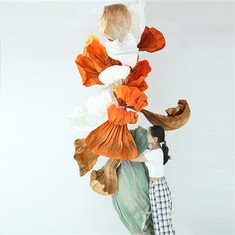 Помаранчевий арт -інсталяція